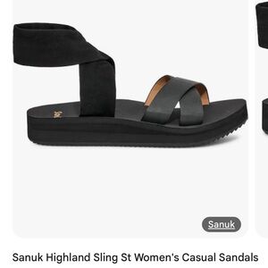 Sanuk Black Casual Sandals with Cushioned Sole